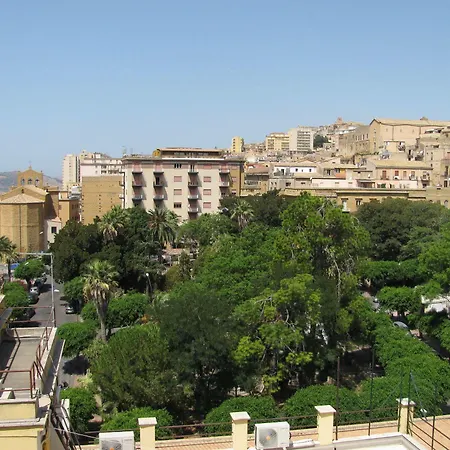 Belvedere Hotel 2*